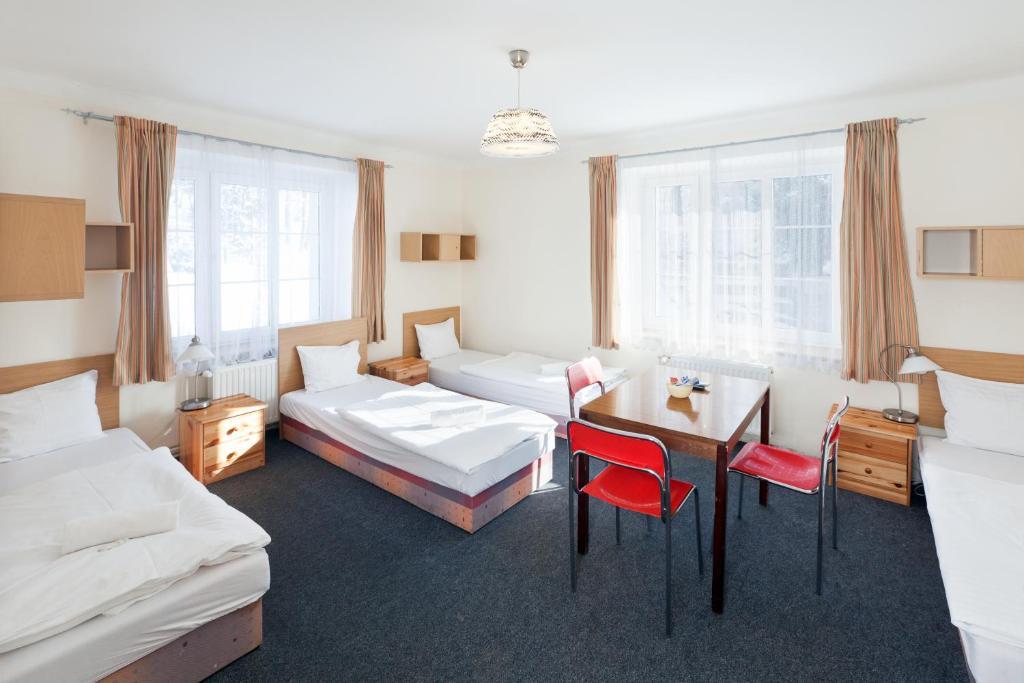 Pytloun Penzion Zeleny Haj Liberec Szoba fotó